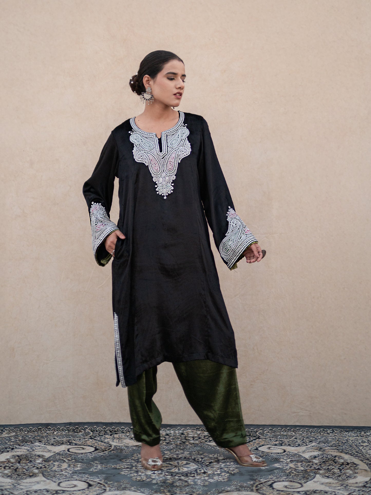 Zoon Black Pheran Set