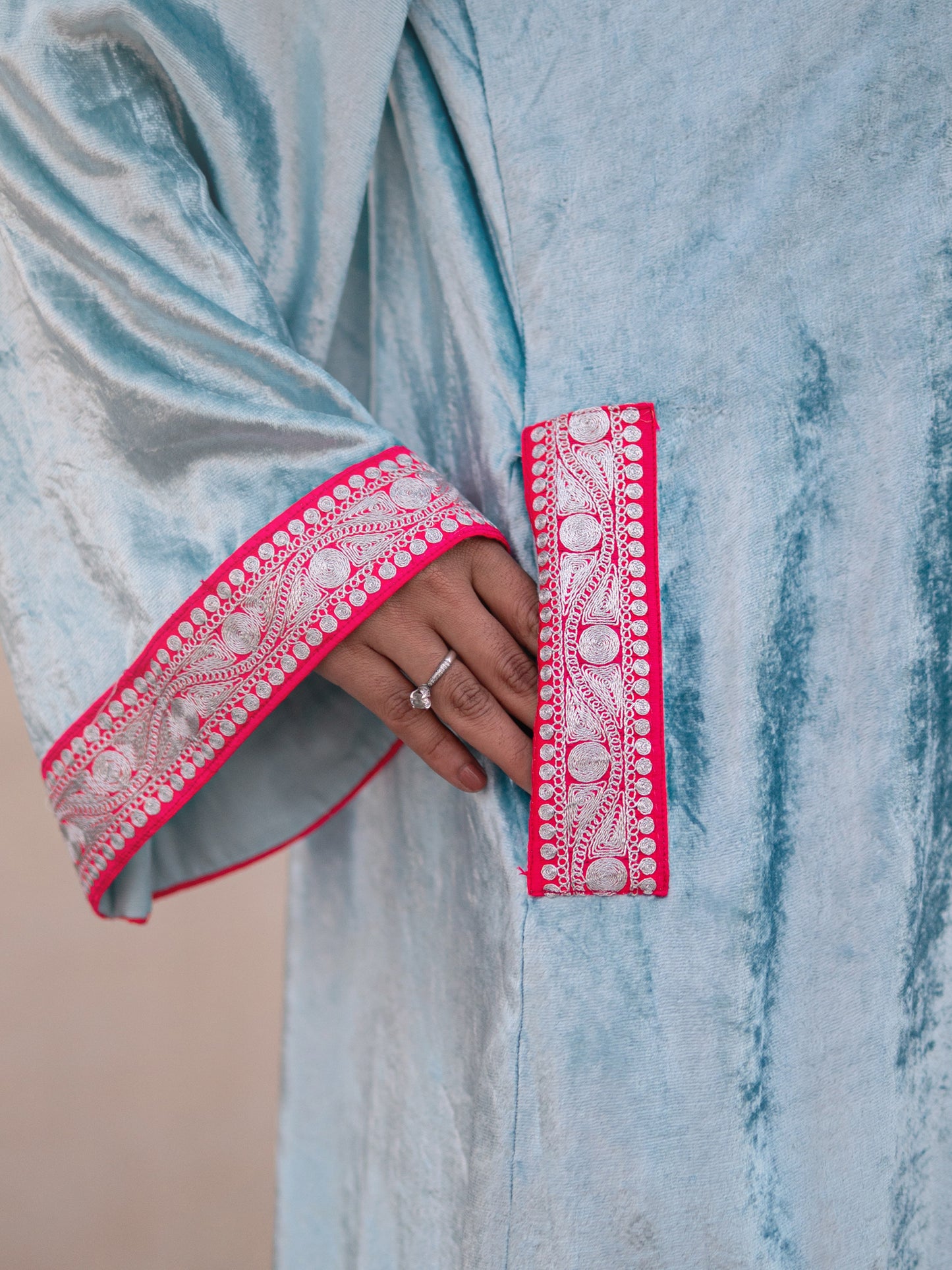 Zoon Sky Blue Pheran Set