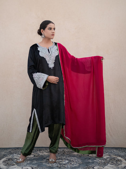 Zoon Black Pheran Set