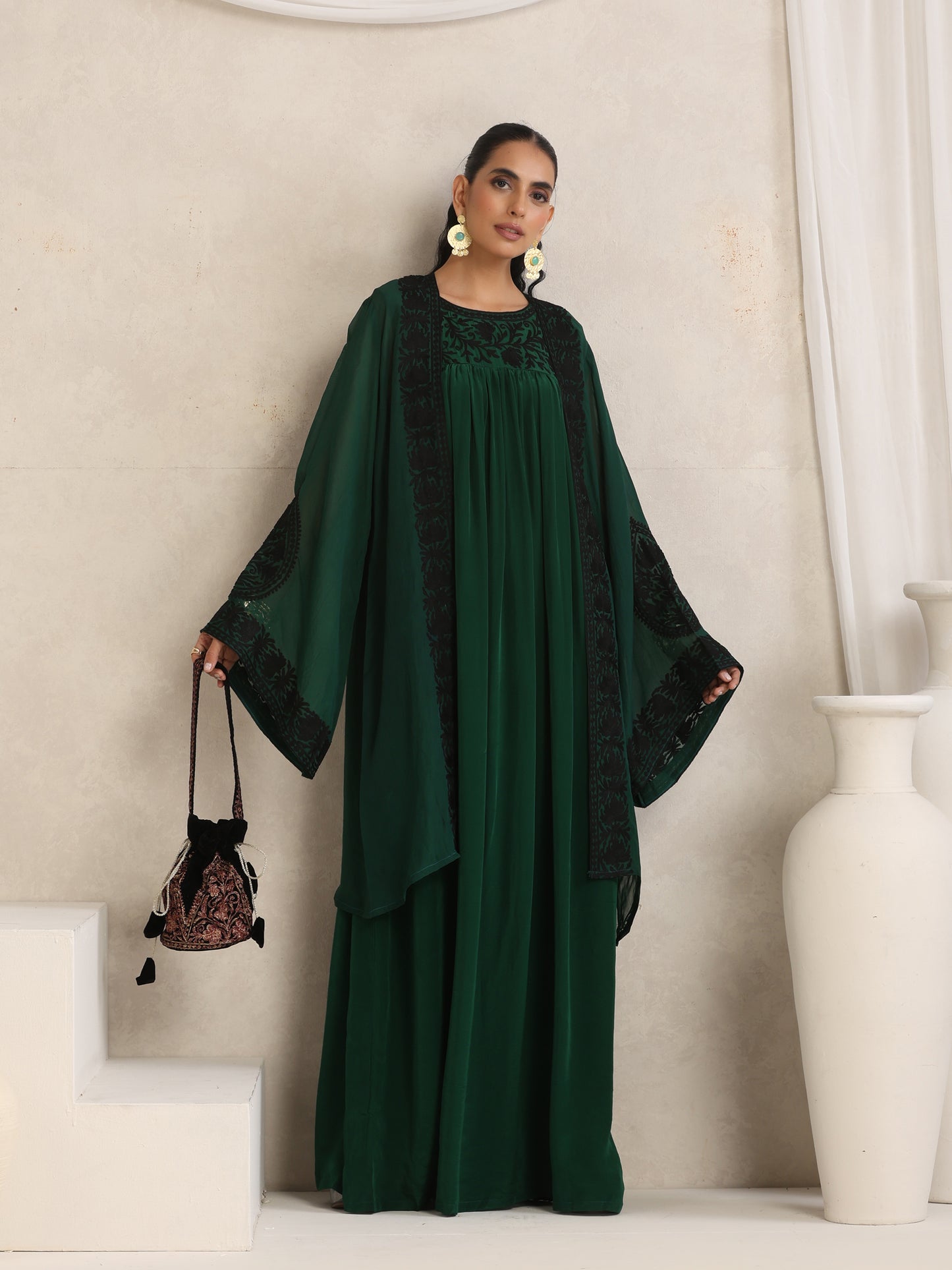 Afsana Black Potli