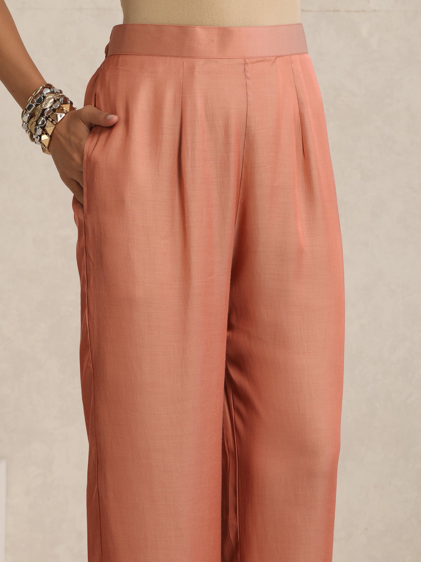Afsana Peach Shade Kaftan Set