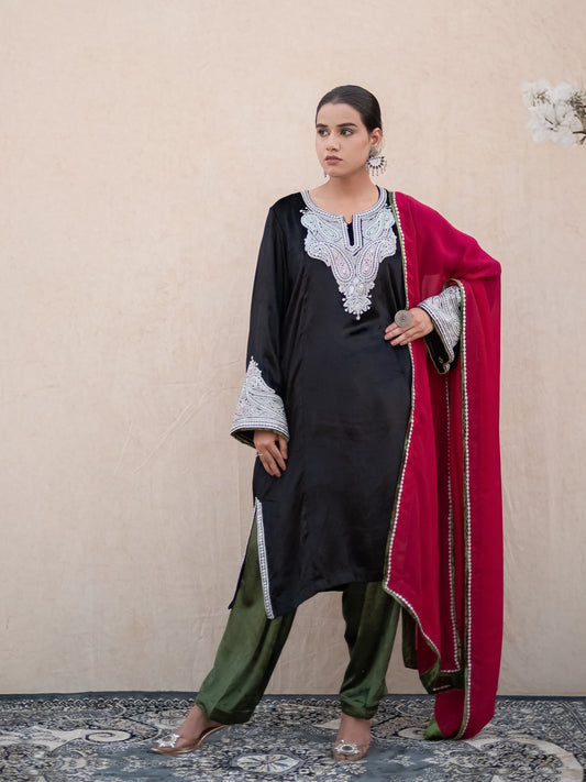 Zoon Black Pheran Set