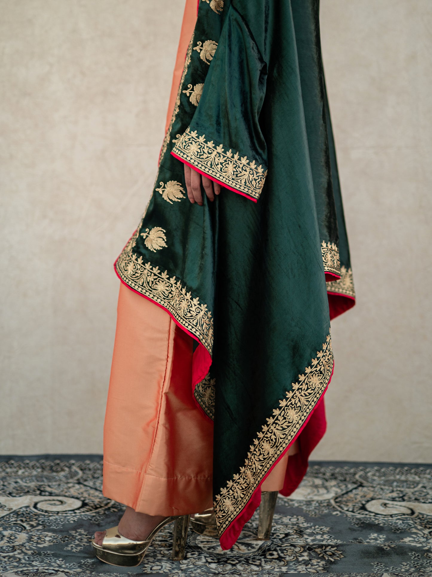 Zoon Emerald Green Cape Set