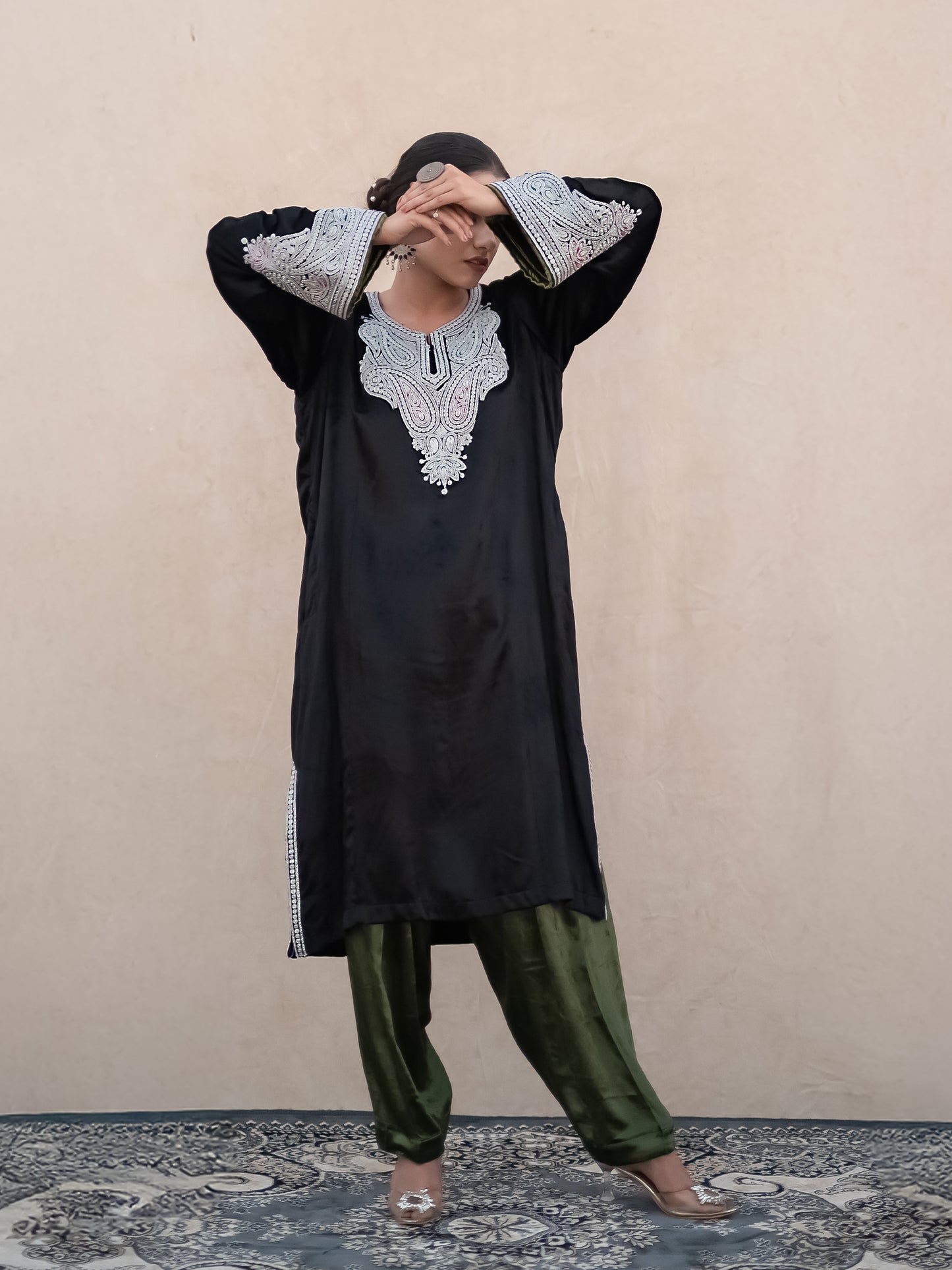 Zoon Black Pheran Set