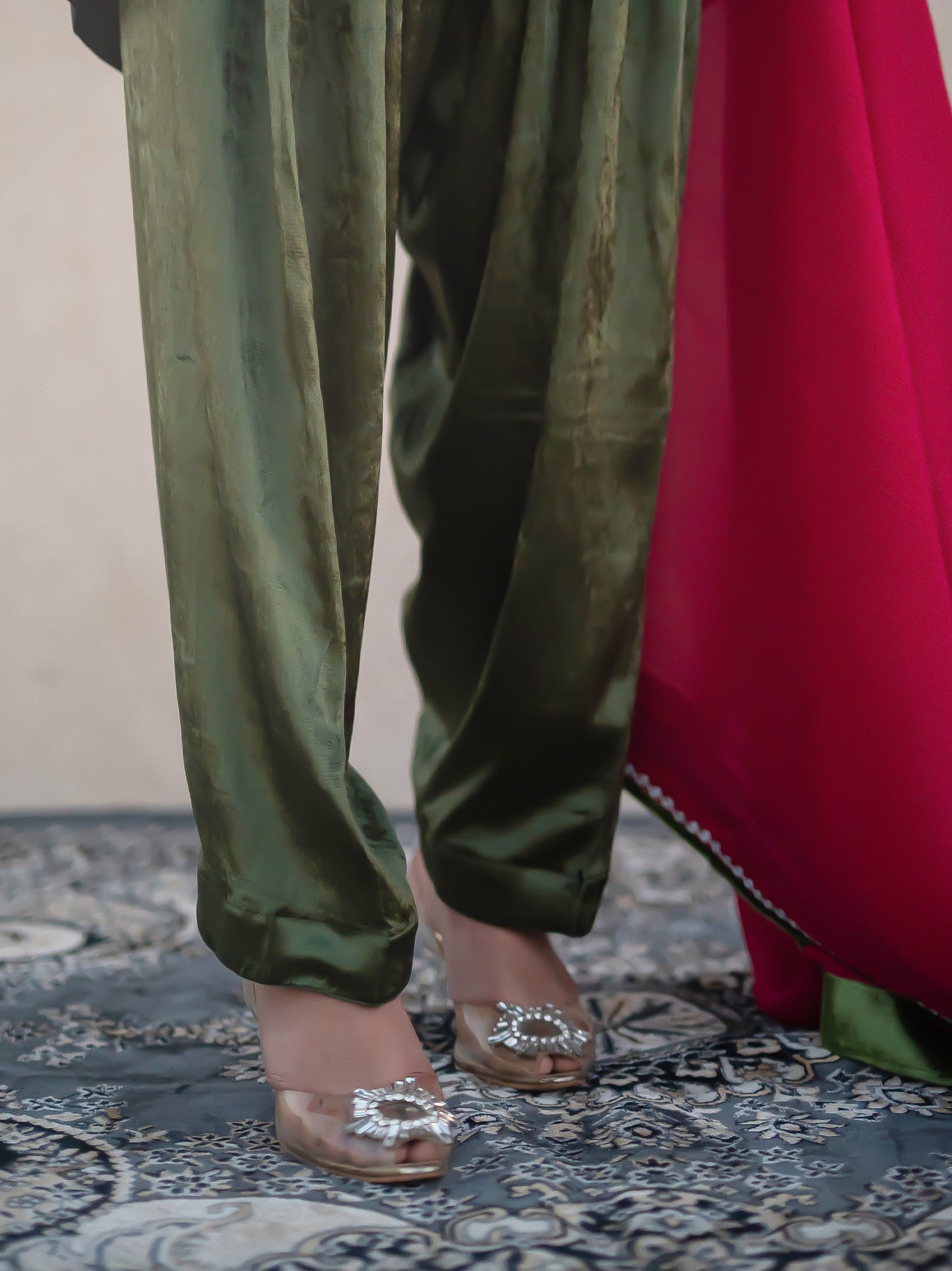 Zoon Black Pheran Set