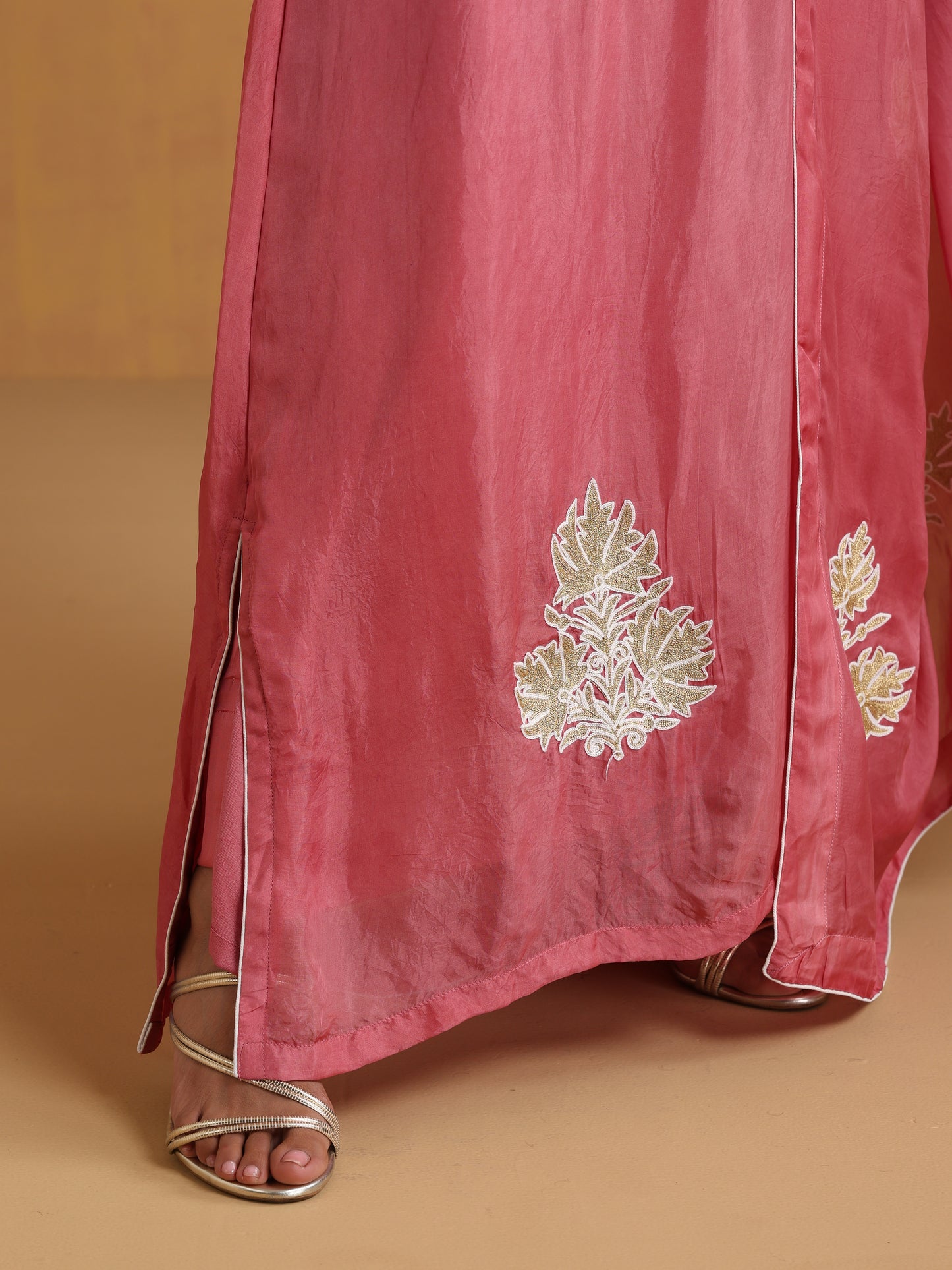 Sehar Dust Pink Suit Set