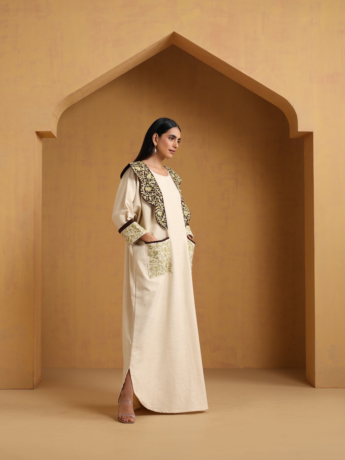Sehar Off-White & Brown Abaya
