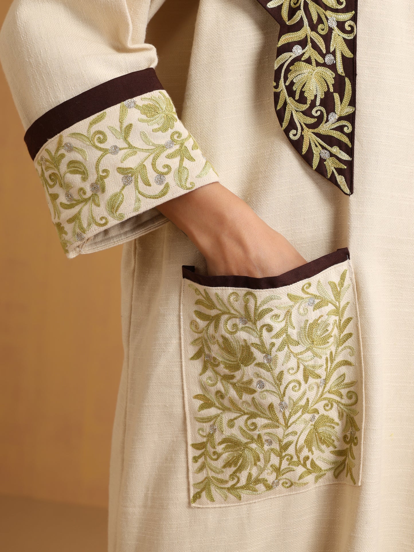 Sehar Off-White & Brown Abaya
