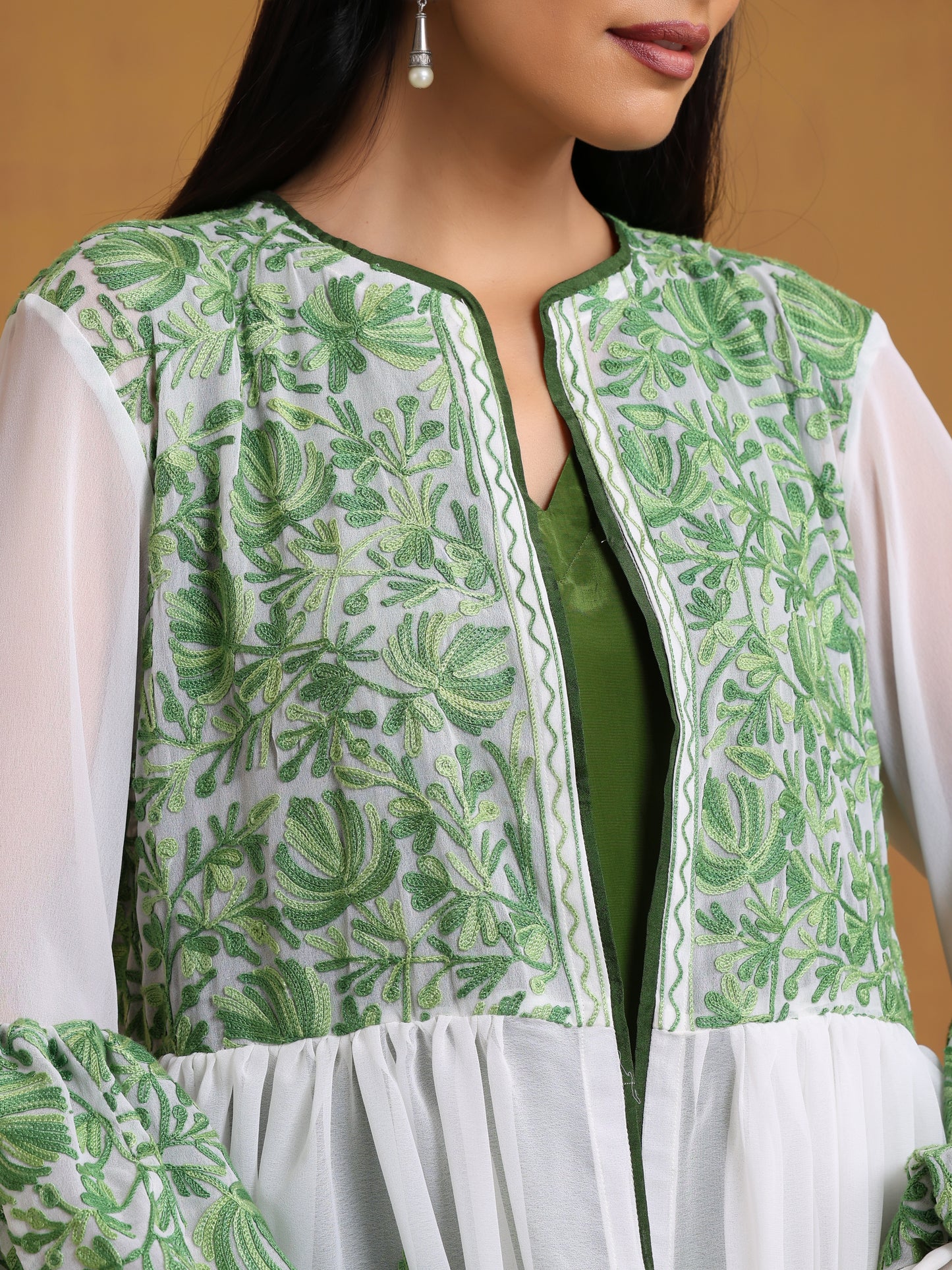 Sehar Green & White Abaya