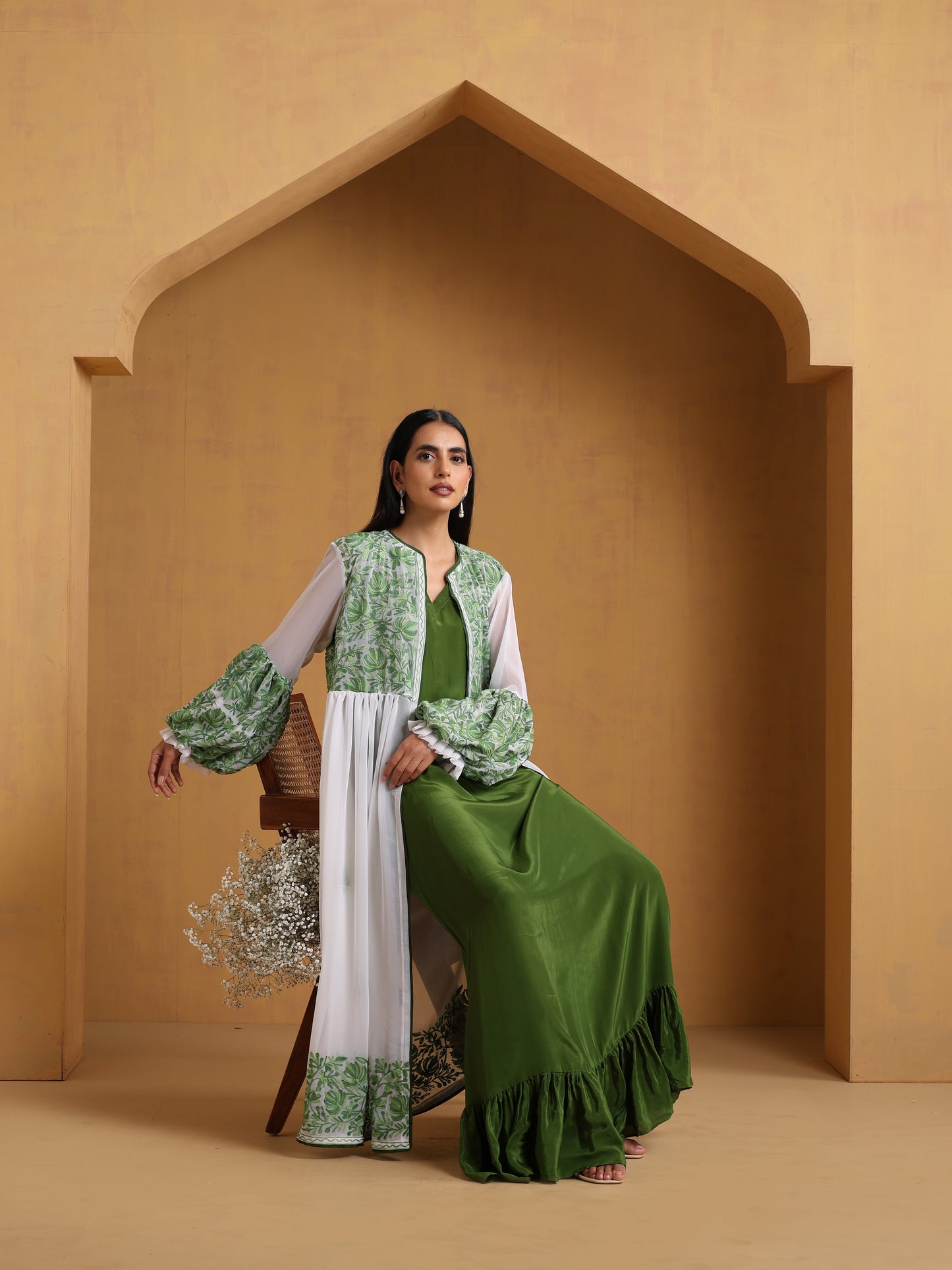 Sehar Green & White Abaya