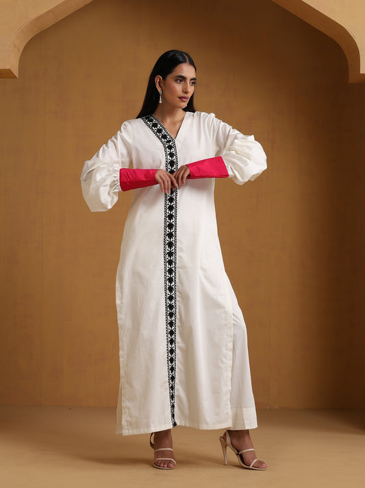Sehar Off-White Straight Kurta Set