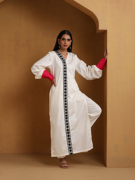 Sehar Off-White Straight Kurta Set