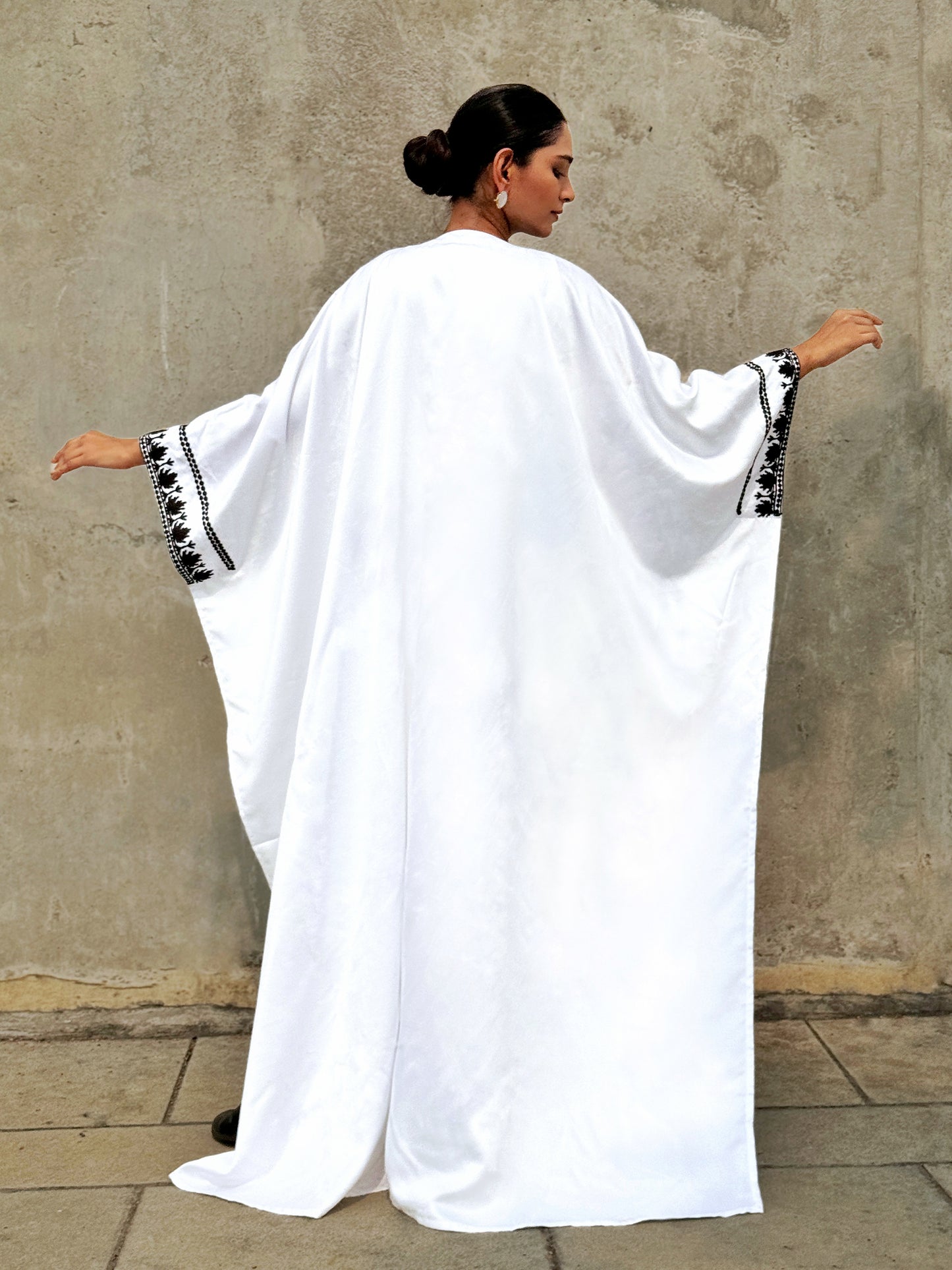 Rang White Abaya