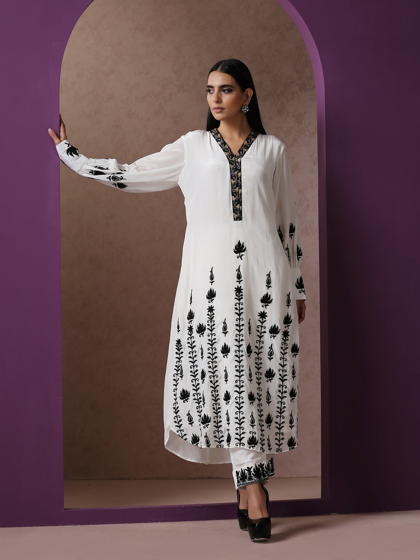 Jashn Pearl White Kurta Set