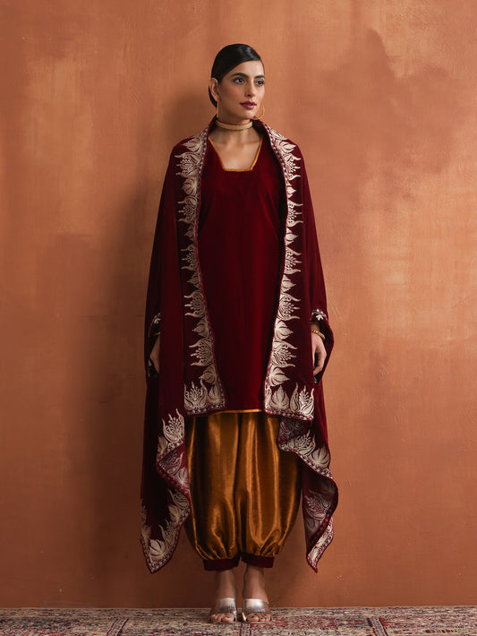 Nishat Maroon & Mustard Cape Set