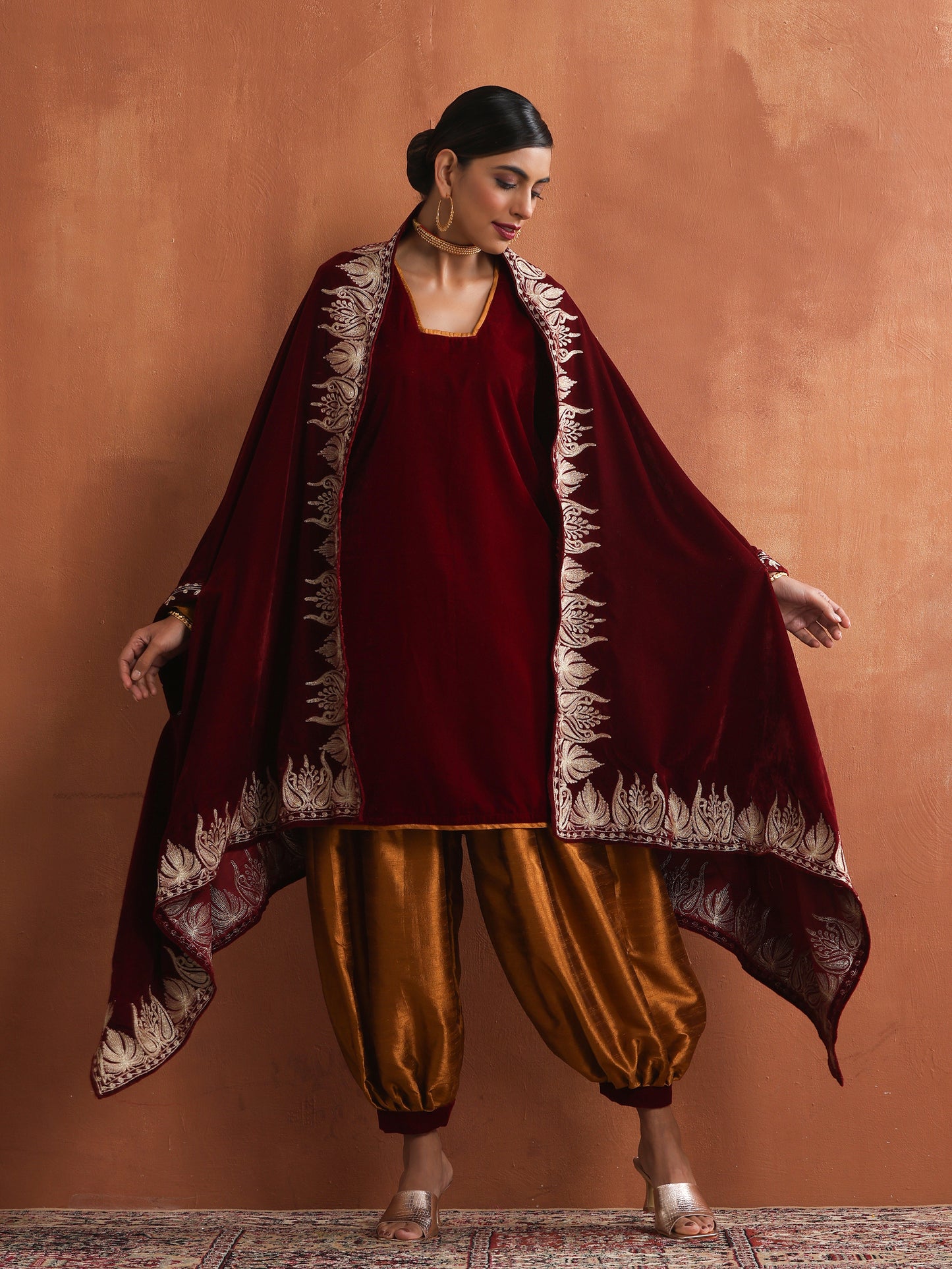 Nishat Maroon & Mustard Cape Set