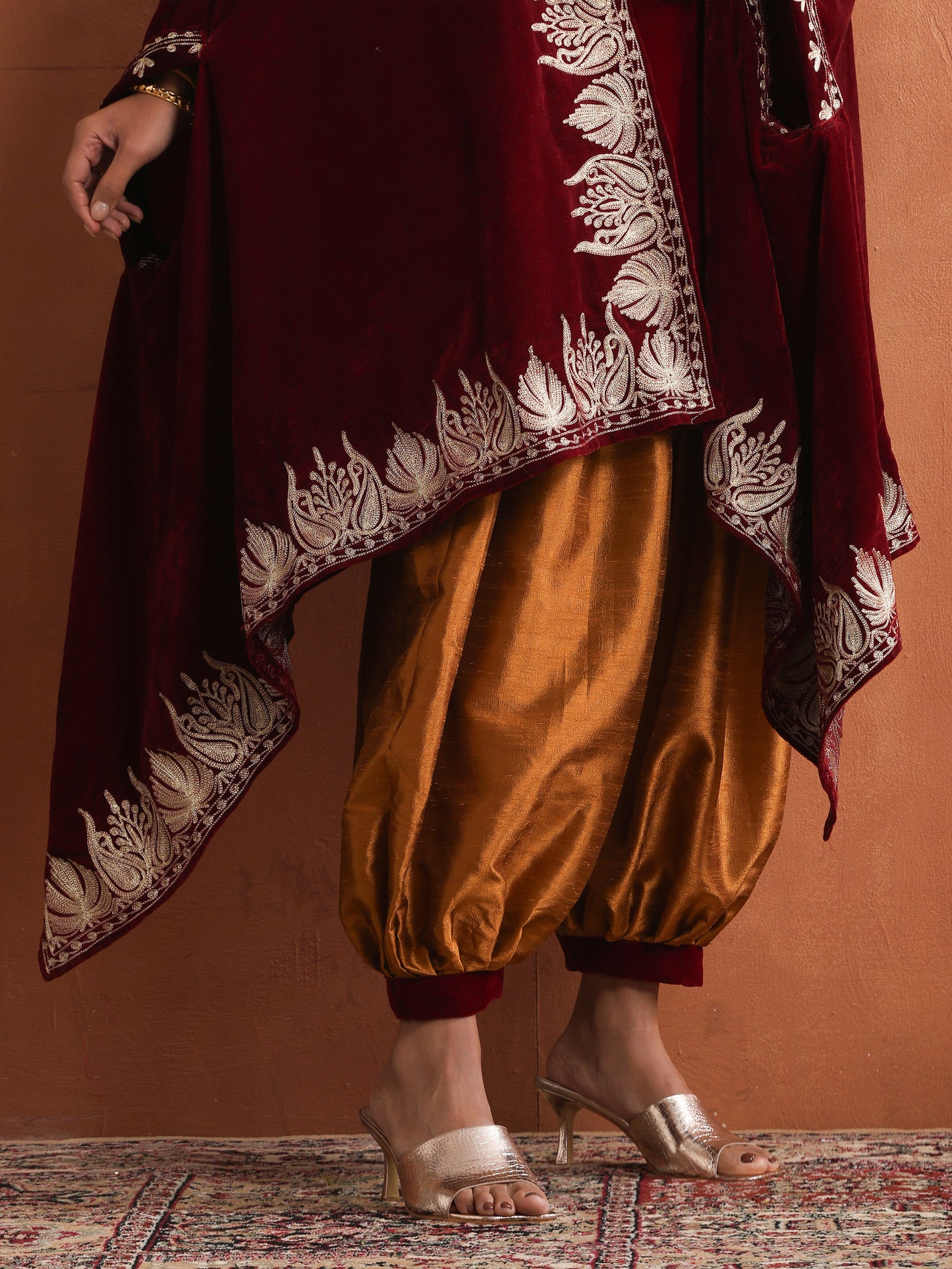 Nishat Maroon & Mustard Cape Set