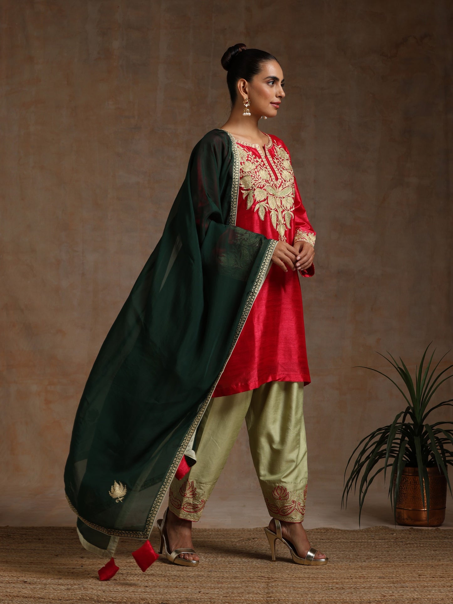 Bandhan Red & Green Suit Set