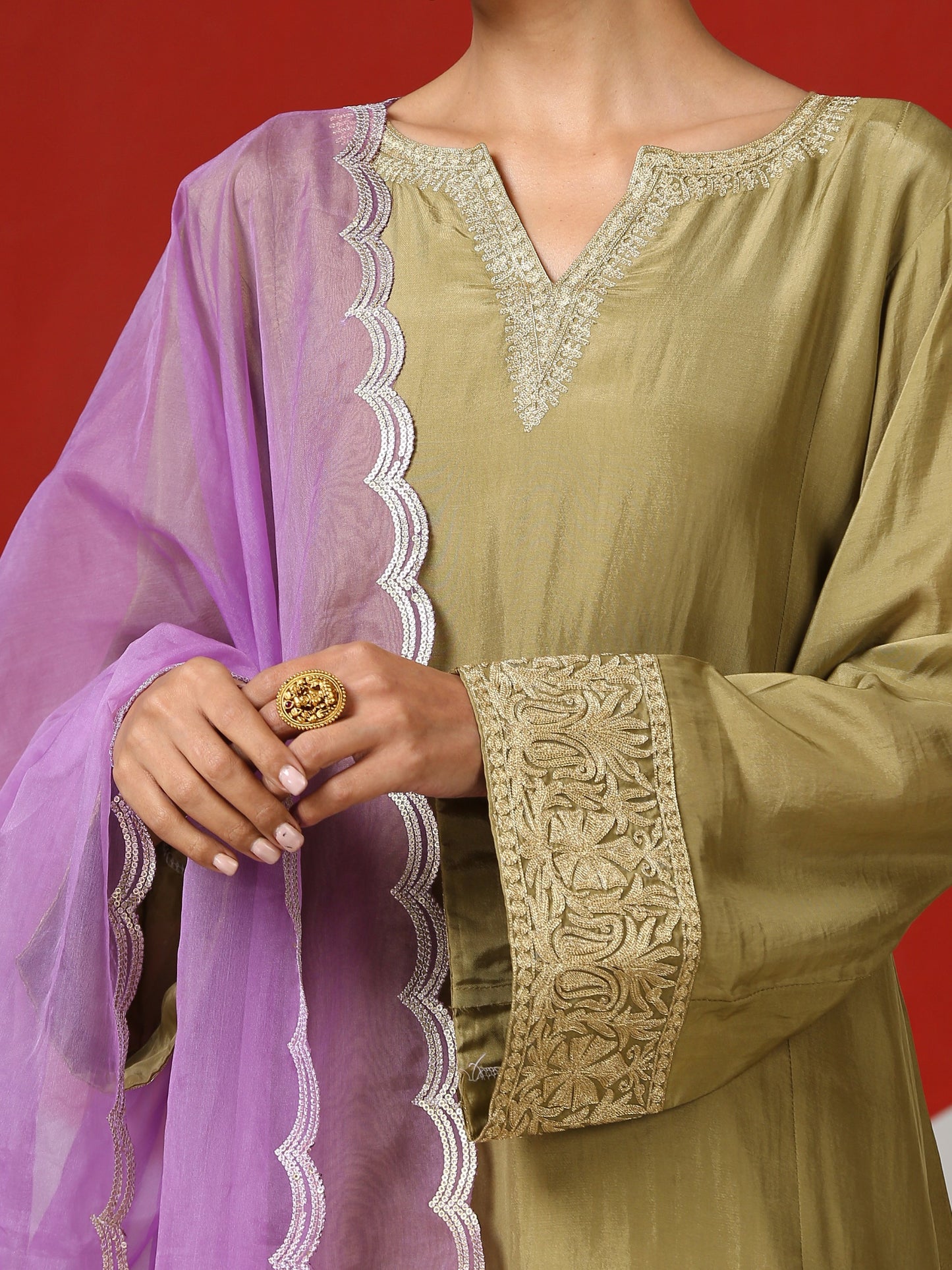 Jashn Silk Pheran Set