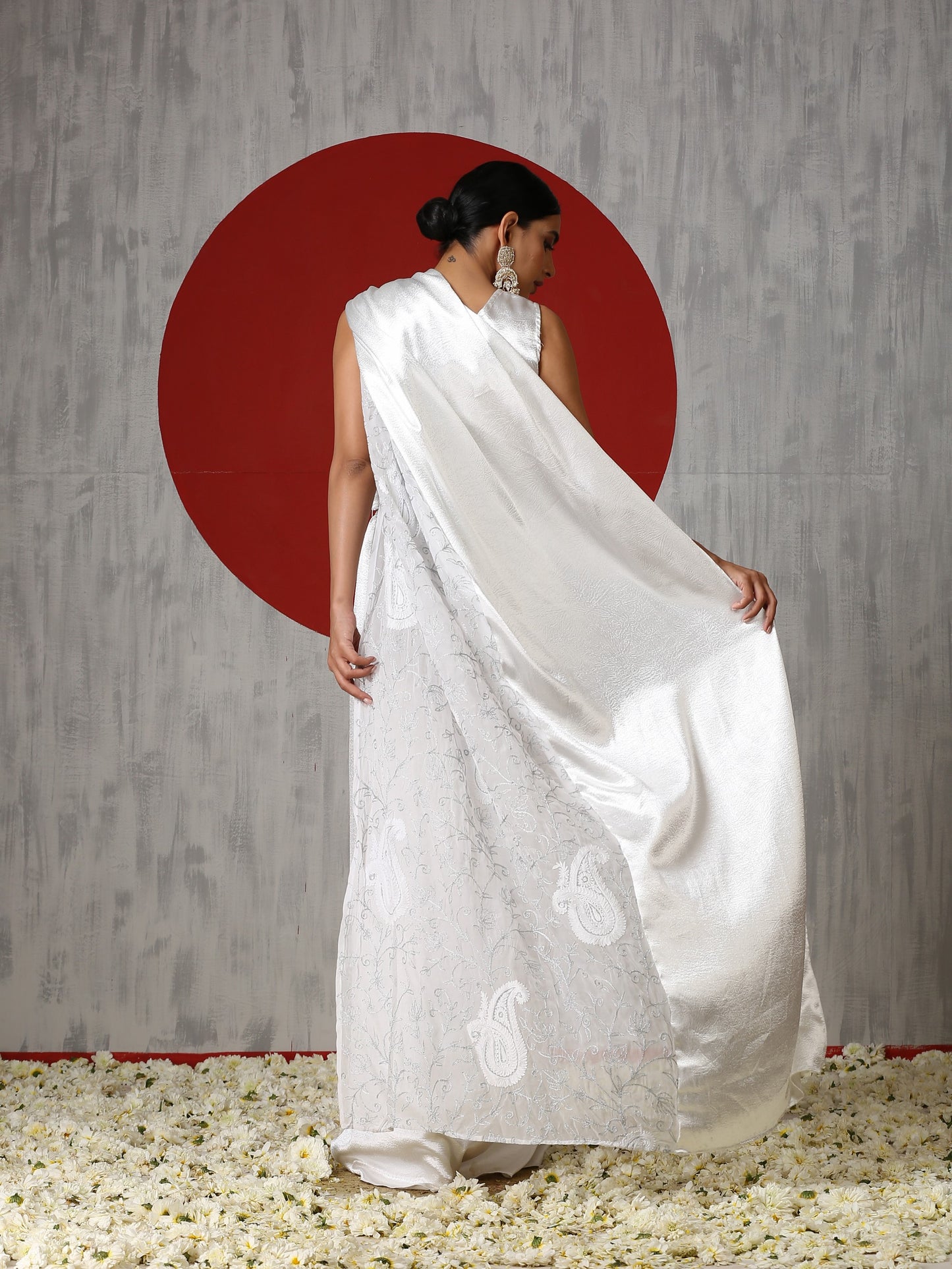 Jashn White Saree