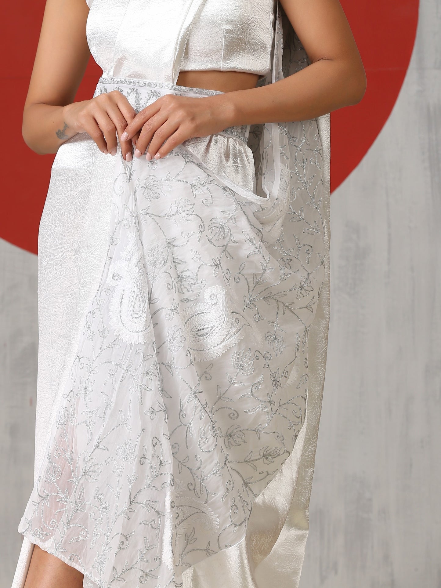 Jashn White Saree