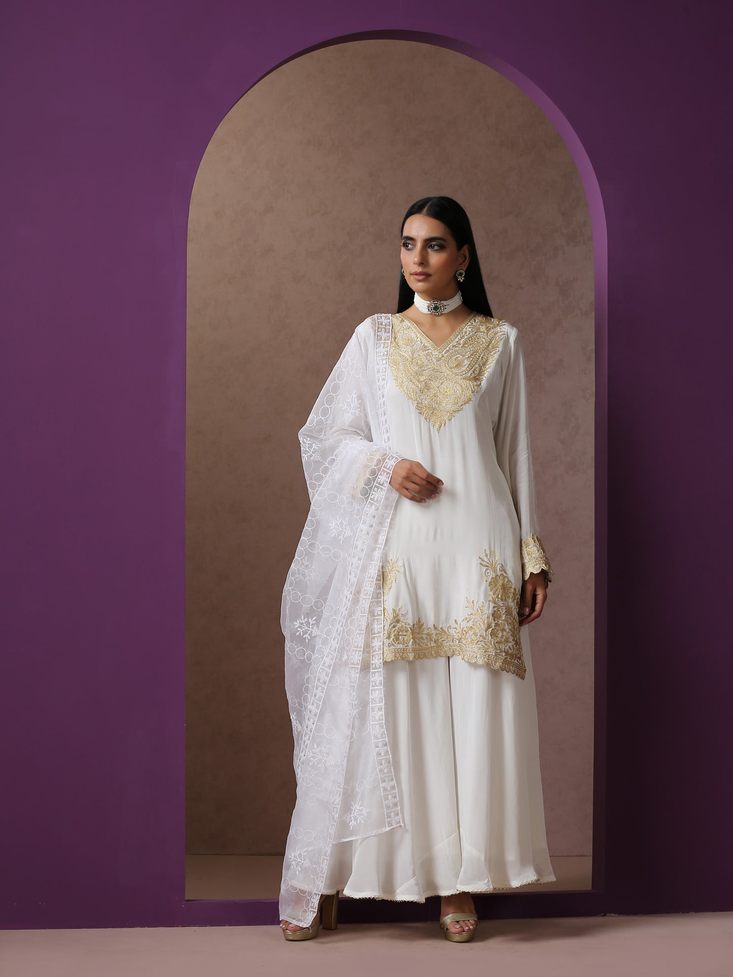 Jashn White Divider Suit Set