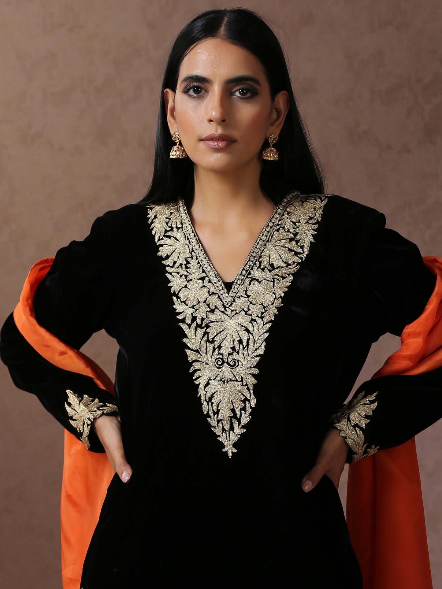 Makhmal Black Velvet Suit Set